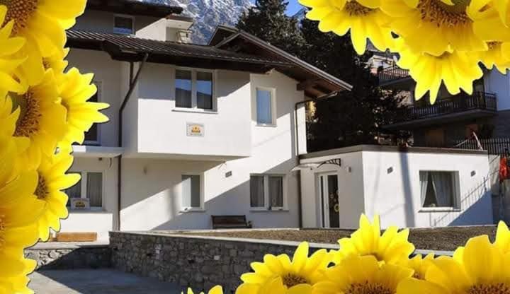 Il Girasole Hotel Saint-Vincent Exterior photo